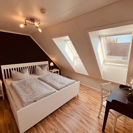 Ariosa - 4 Personen, Terrasse, Sauna, Garten Apartmán Born