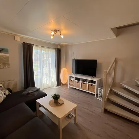 Ariosa - 4 Personen, Terrasse, Sauna, Garten *