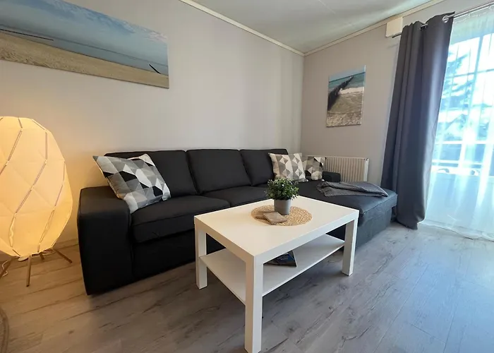 Ariosa - 4 Personen, Terrasse, Sauna, Garten Apartamento Born